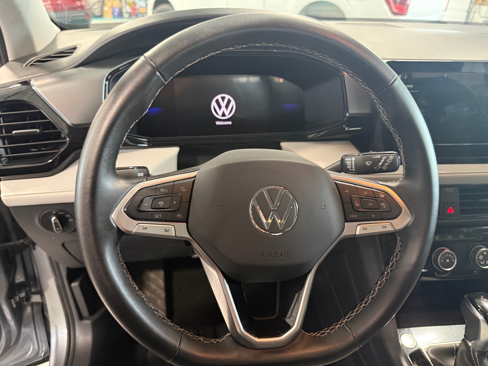 Thumbnail: 2025 Volkswagen Taos - 5