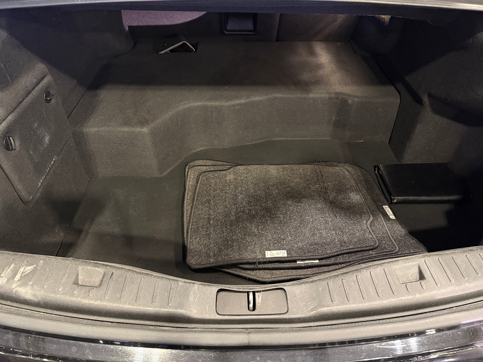 Thumbnail: 2016 Lincoln MKZ - 6