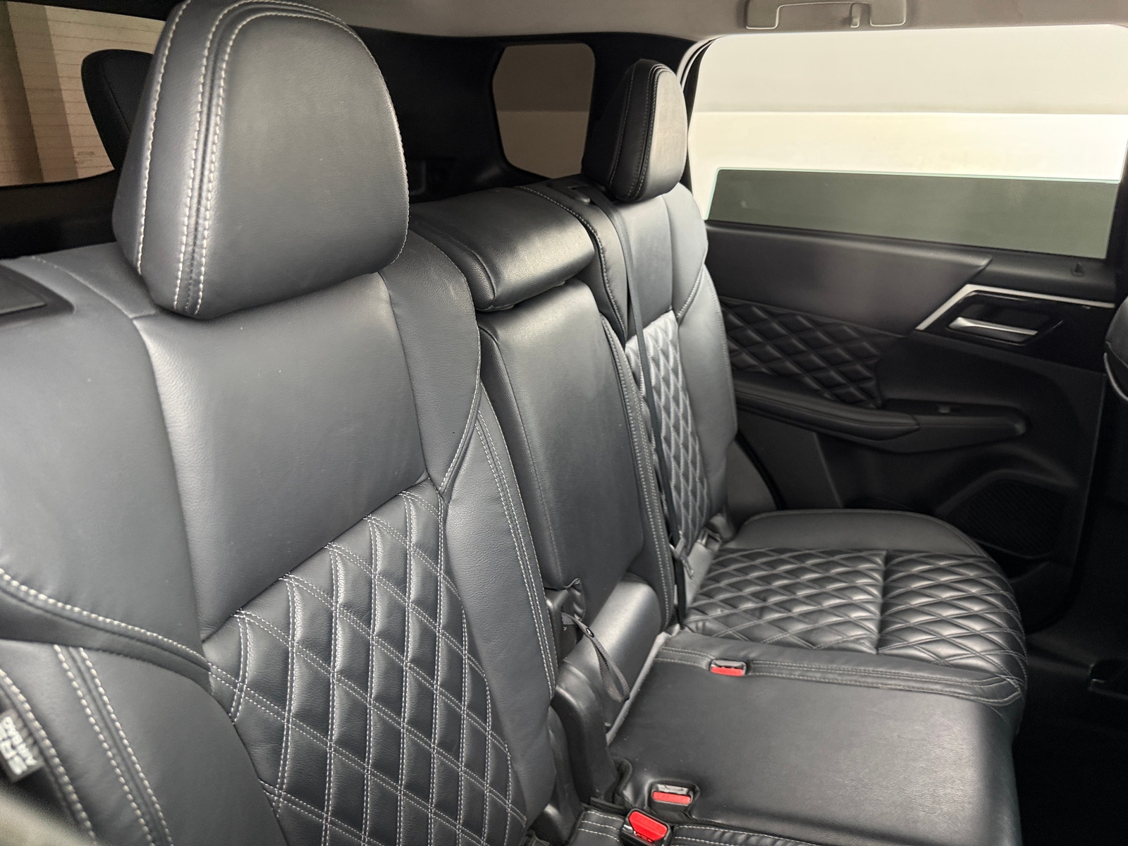 Thumbnail: 2022 Mitsubishi Outlander - 5