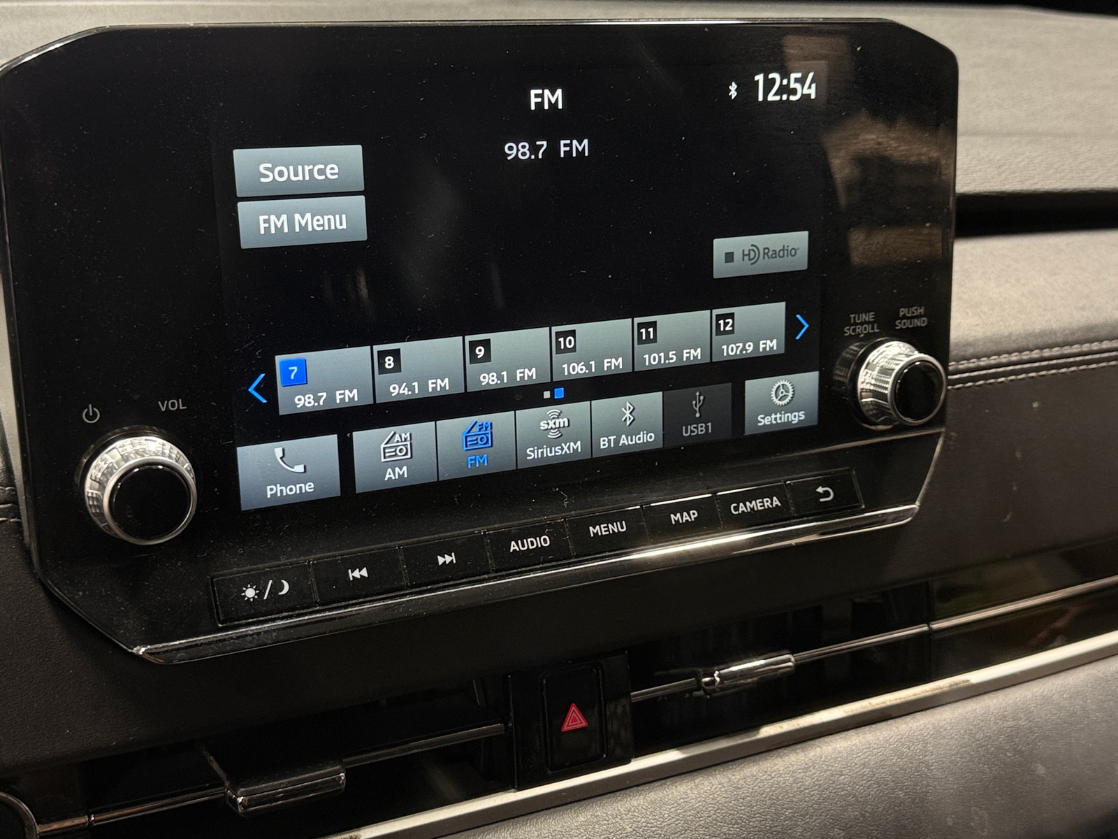 Thumbnail: 2022 Mitsubishi Outlander - 3