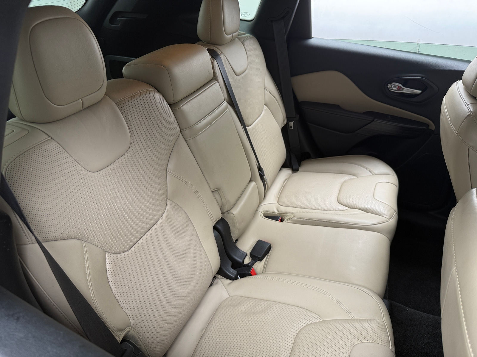 Thumbnail: 2015 Jeep Cherokee - 5