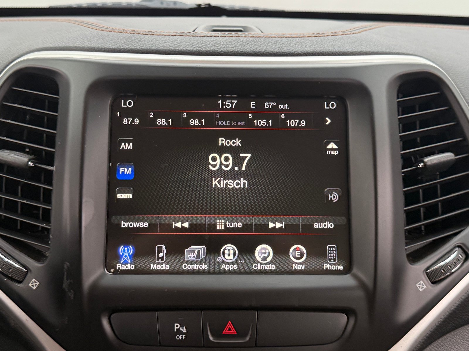 Thumbnail: 2015 Jeep Cherokee - 3