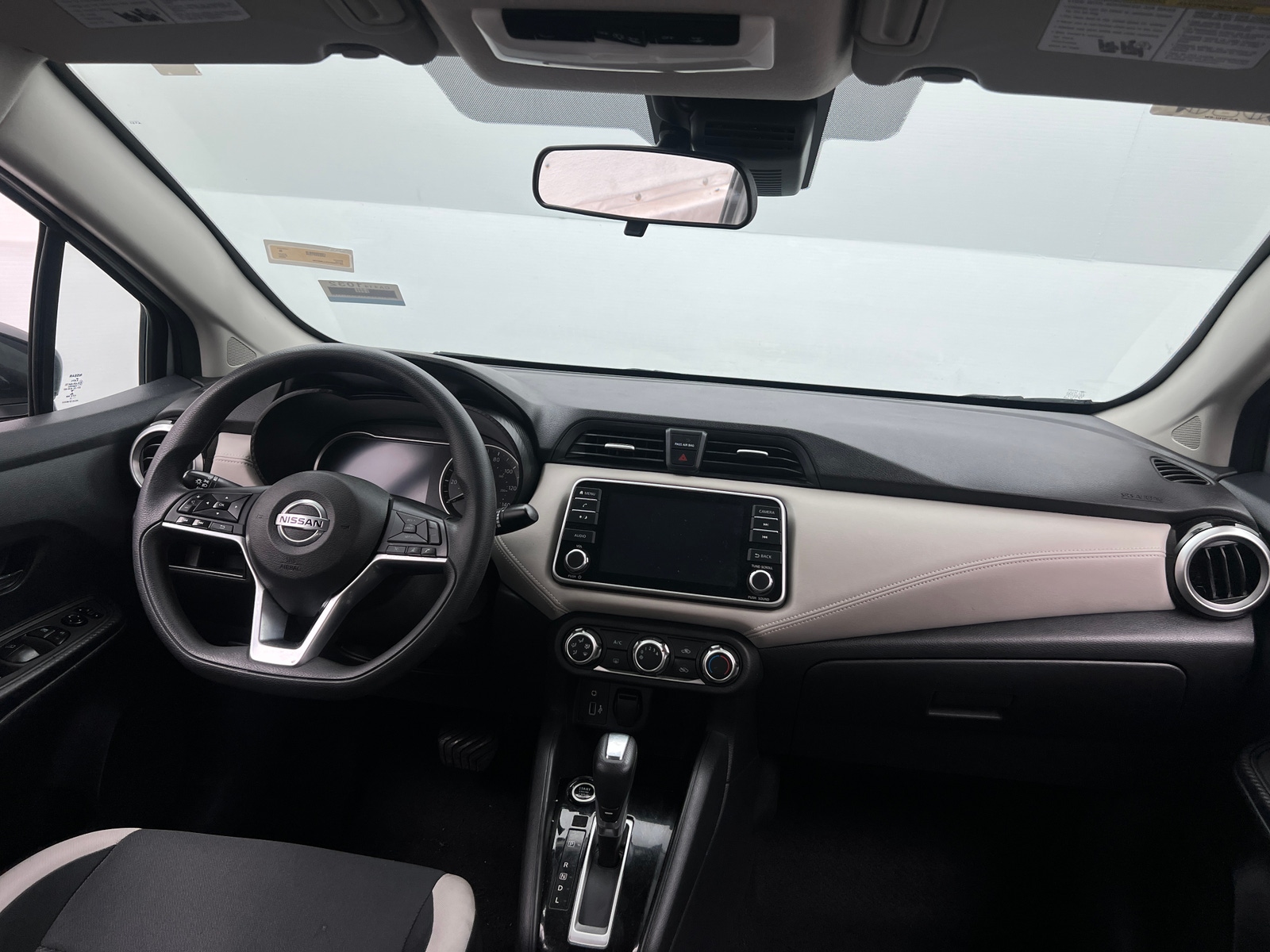 Thumbnail: 2020 Nissan Versa - 3