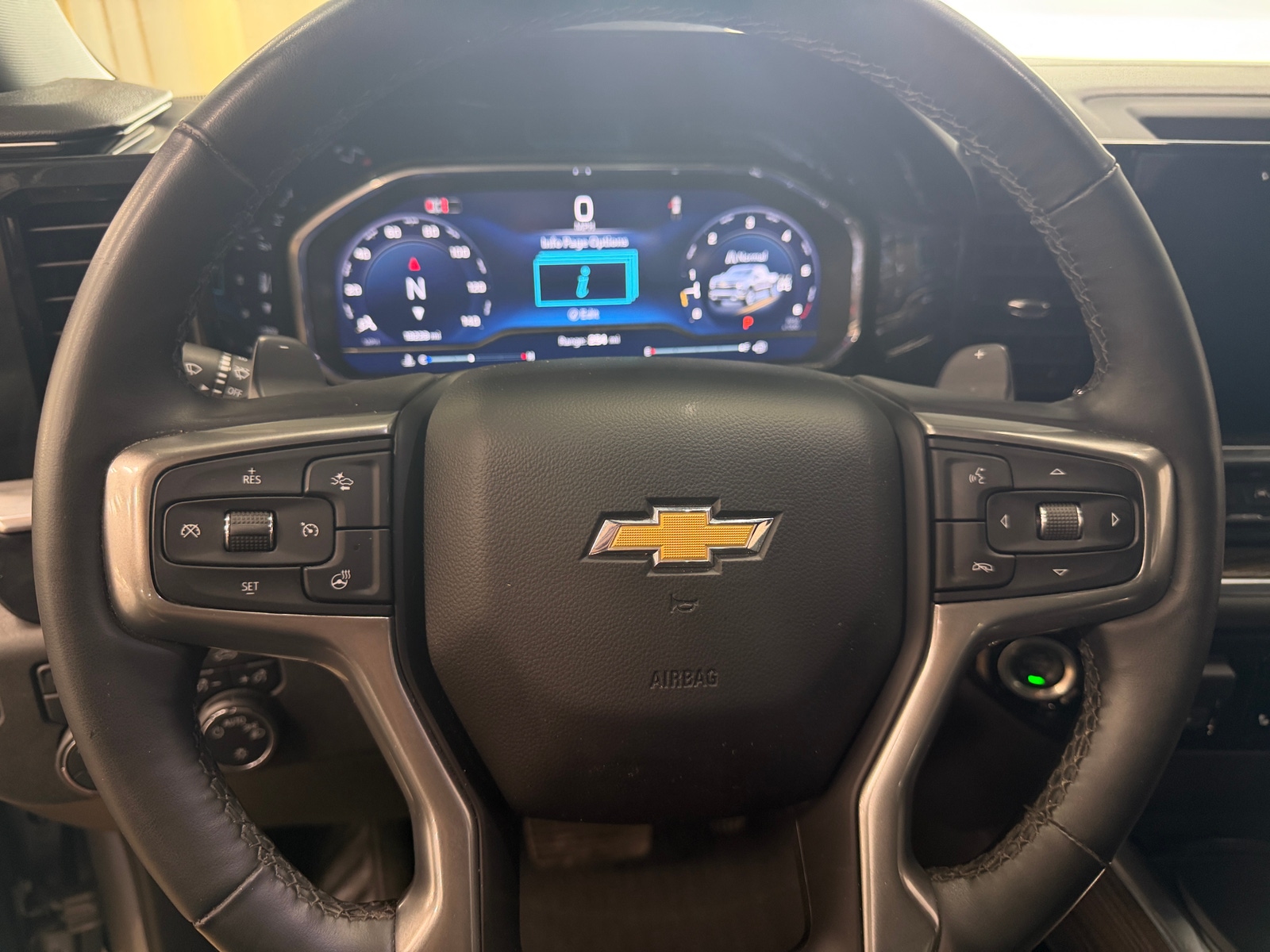 Thumbnail: 2024 Chevrolet Silverado 1500 - 5