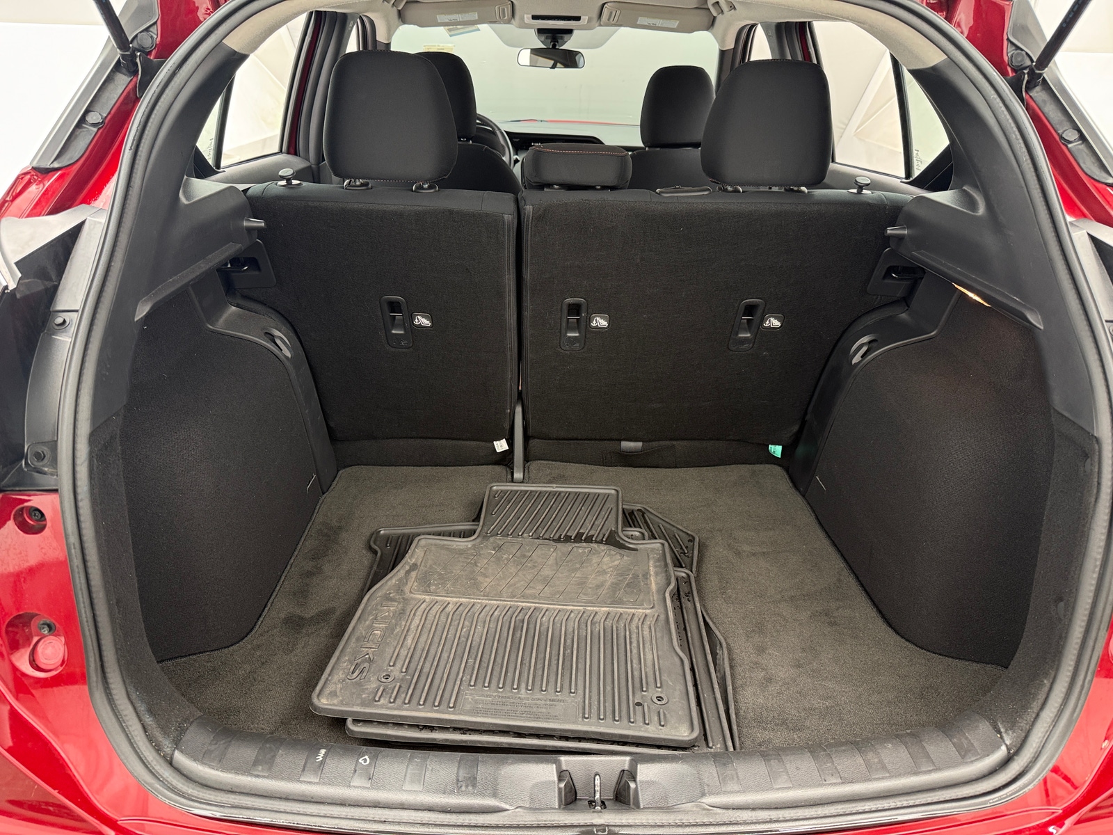 Thumbnail: 2023 Nissan Kicks - 7