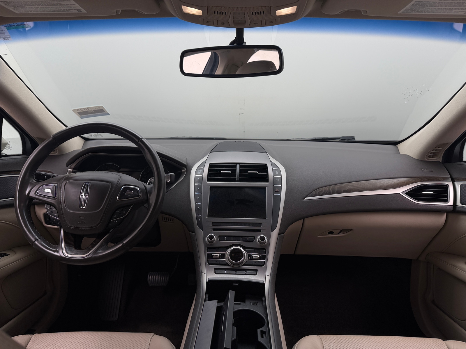 Thumbnail: 2017 Lincoln MKZ - 2