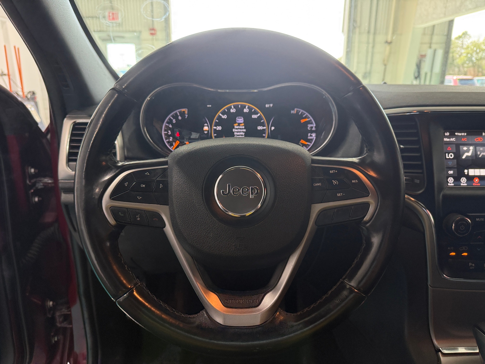 Thumbnail: 2018 Jeep Grand Cherokee - 5