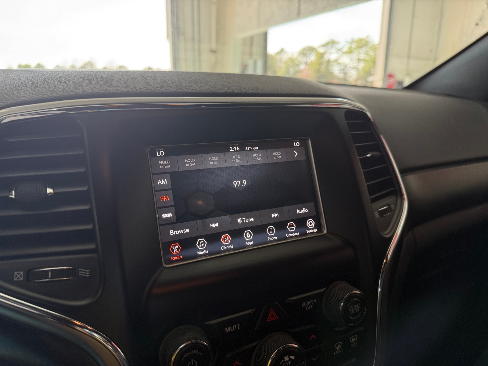 Thumbnail: 2018 Jeep Grand Cherokee - 4