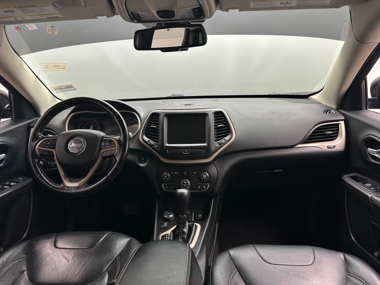 Thumbnail: 2016 Jeep Cherokee - 3