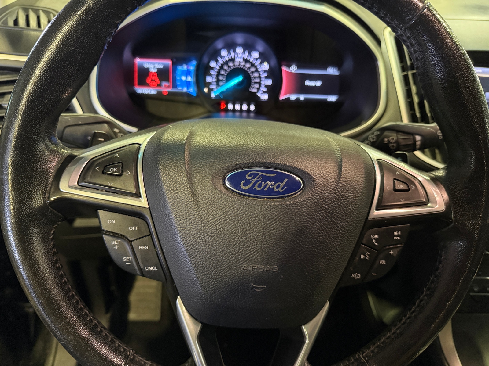 Thumbnail: 2015 Ford Edge - 5