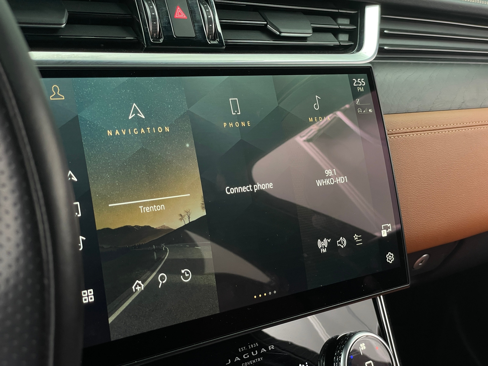 Thumbnail: 2022 Jaguar XF - 3