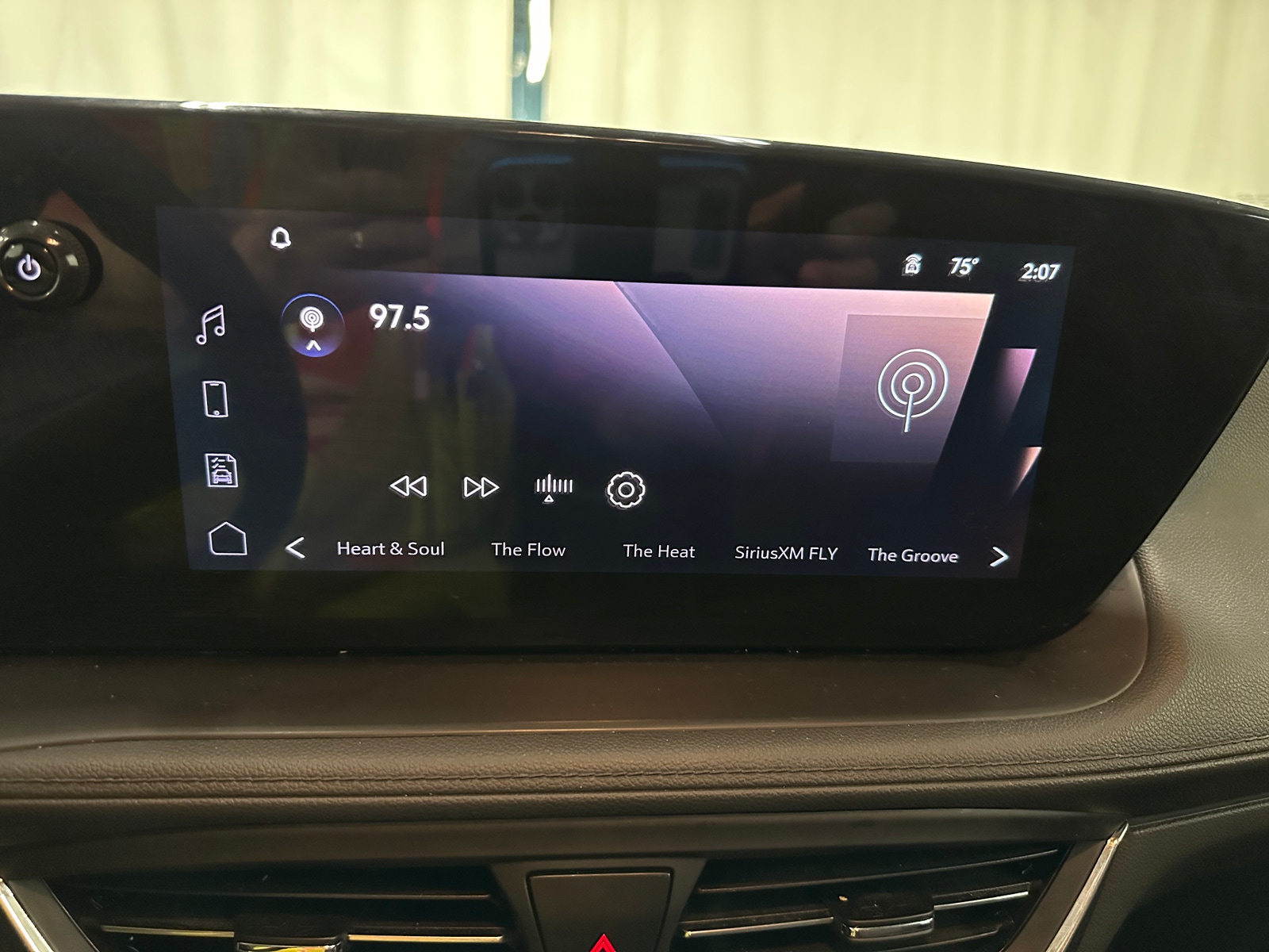 Thumbnail: 2025 Buick Encore GX - 3