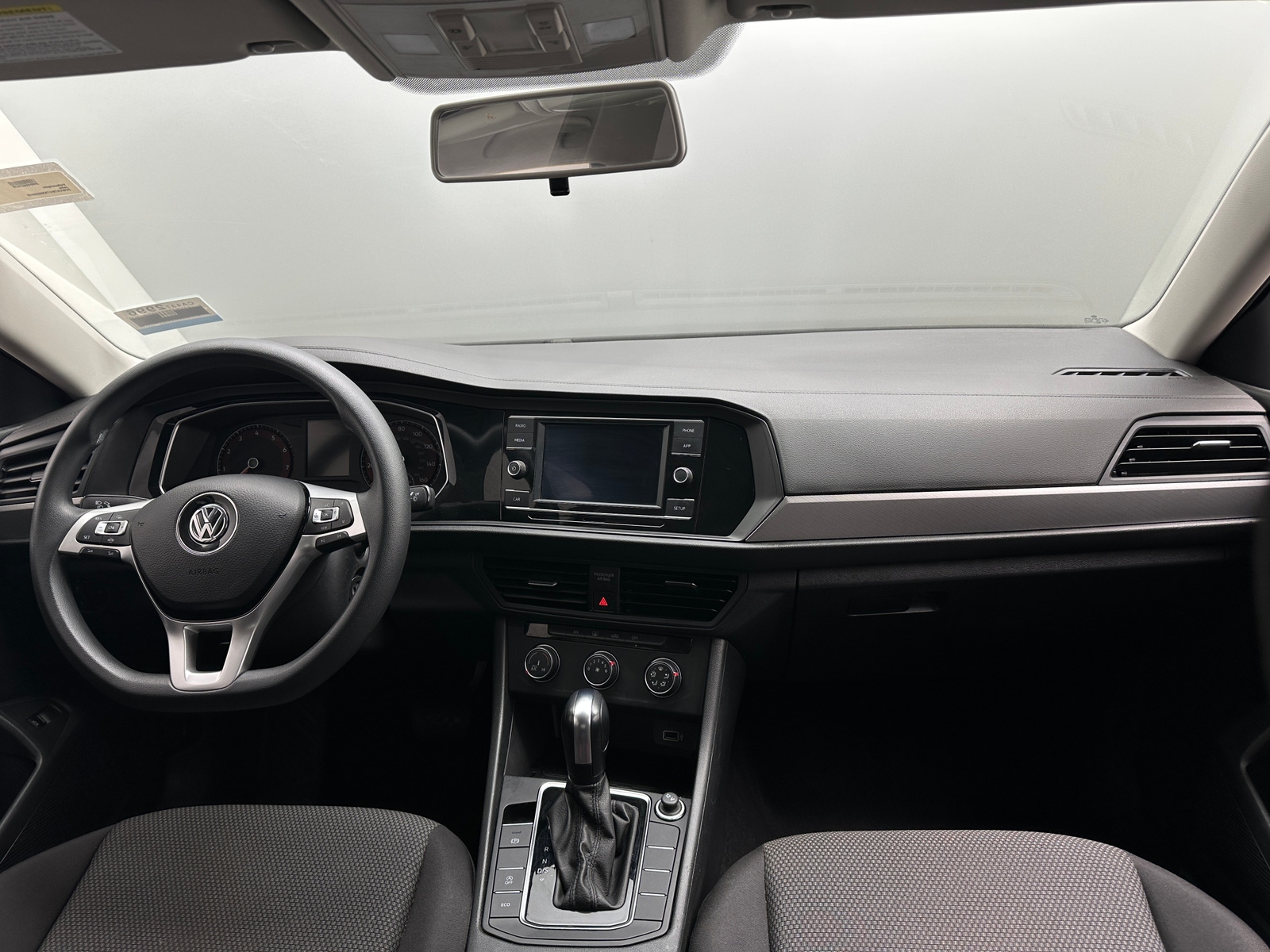 Thumbnail: 2019 Volkswagen Jetta - 3