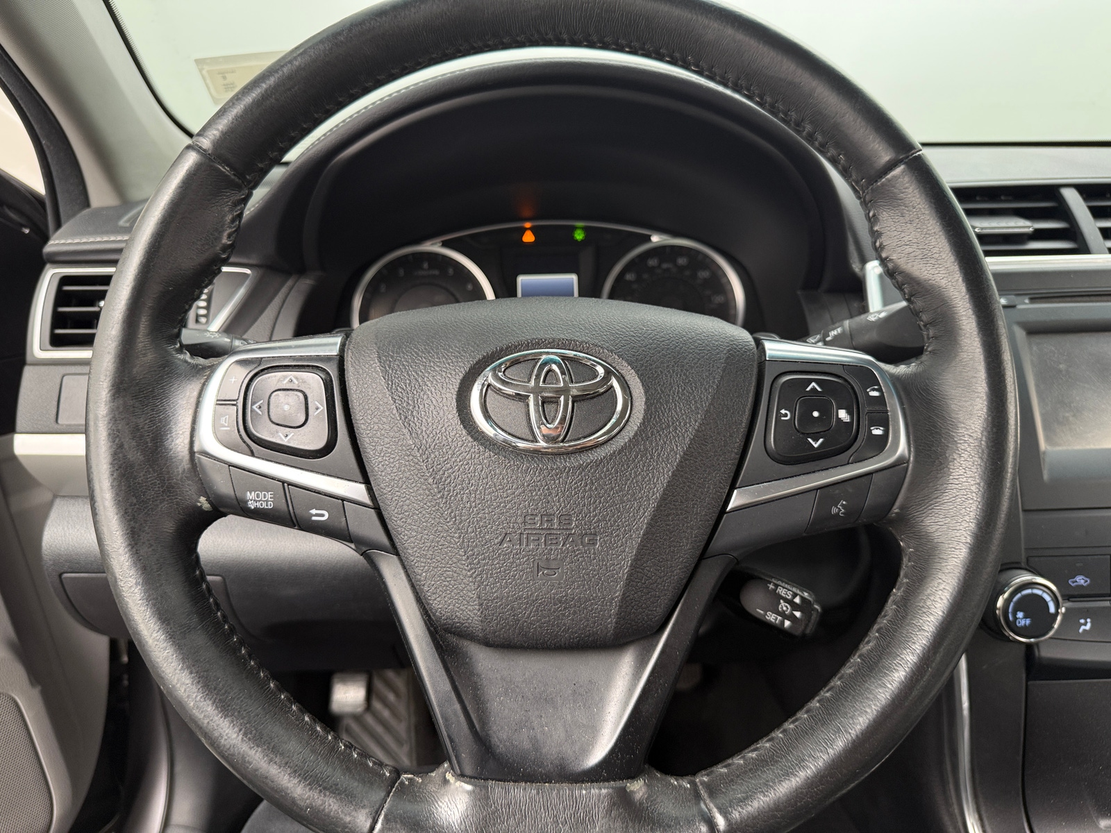 Thumbnail: 2016 Toyota Camry - 5