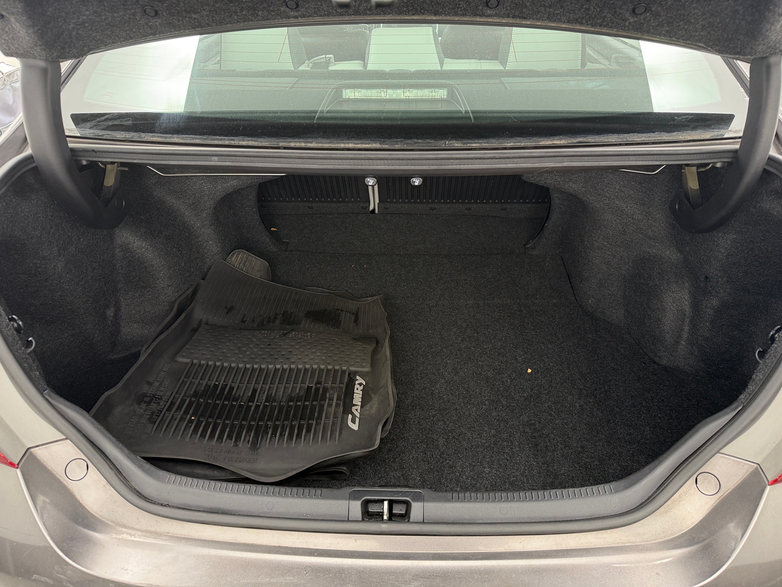 Thumbnail: 2016 Toyota Camry - 7