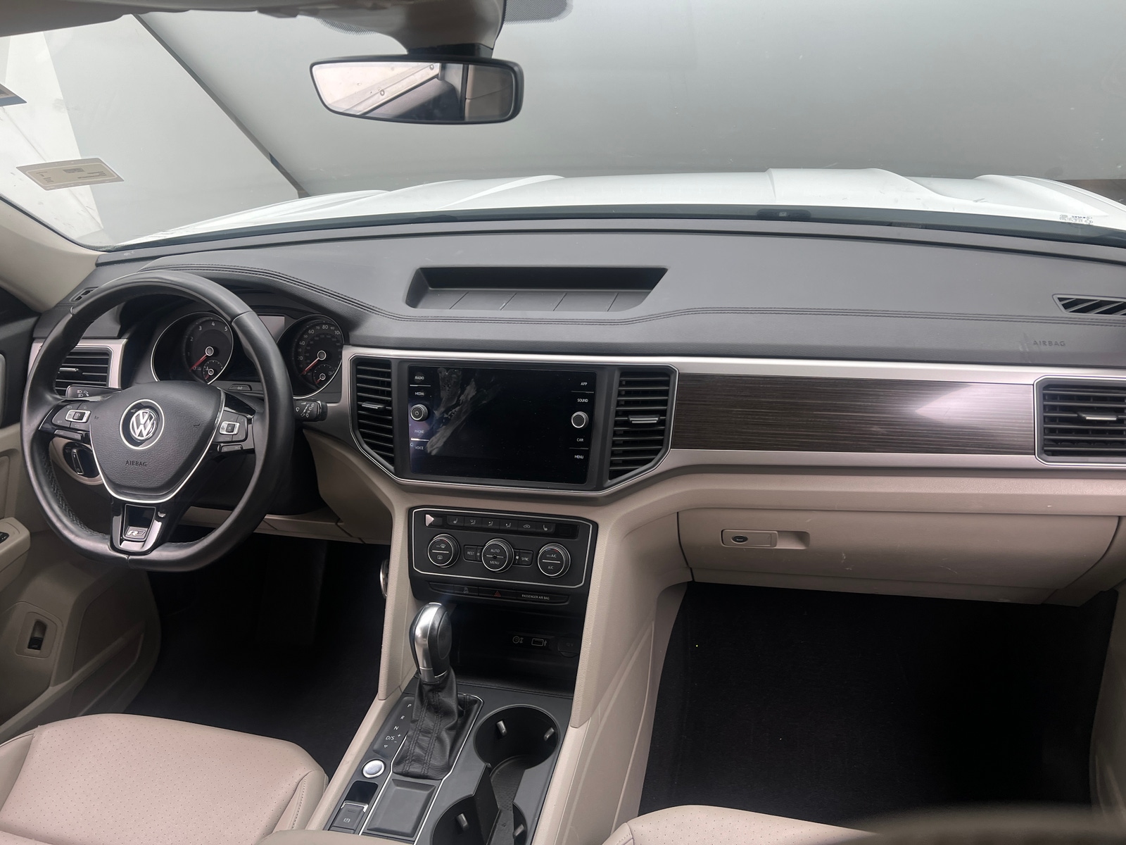 Thumbnail: 2019 Volkswagen Atlas - 2