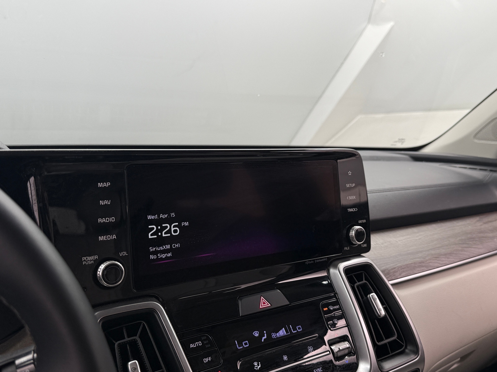 Thumbnail: 2023 Kia Sorento - 3