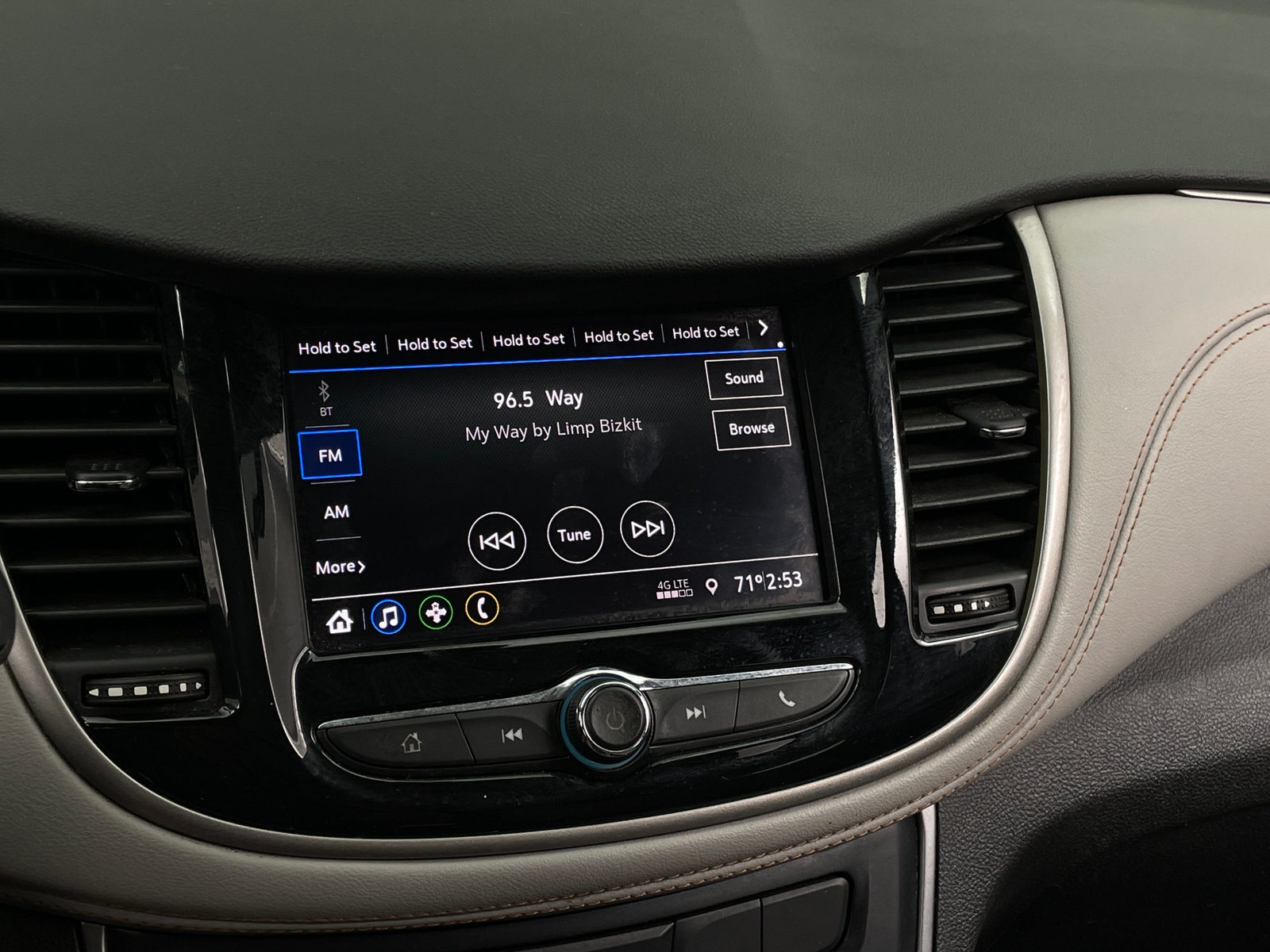 Thumbnail: 2020 Chevrolet Trax - 4