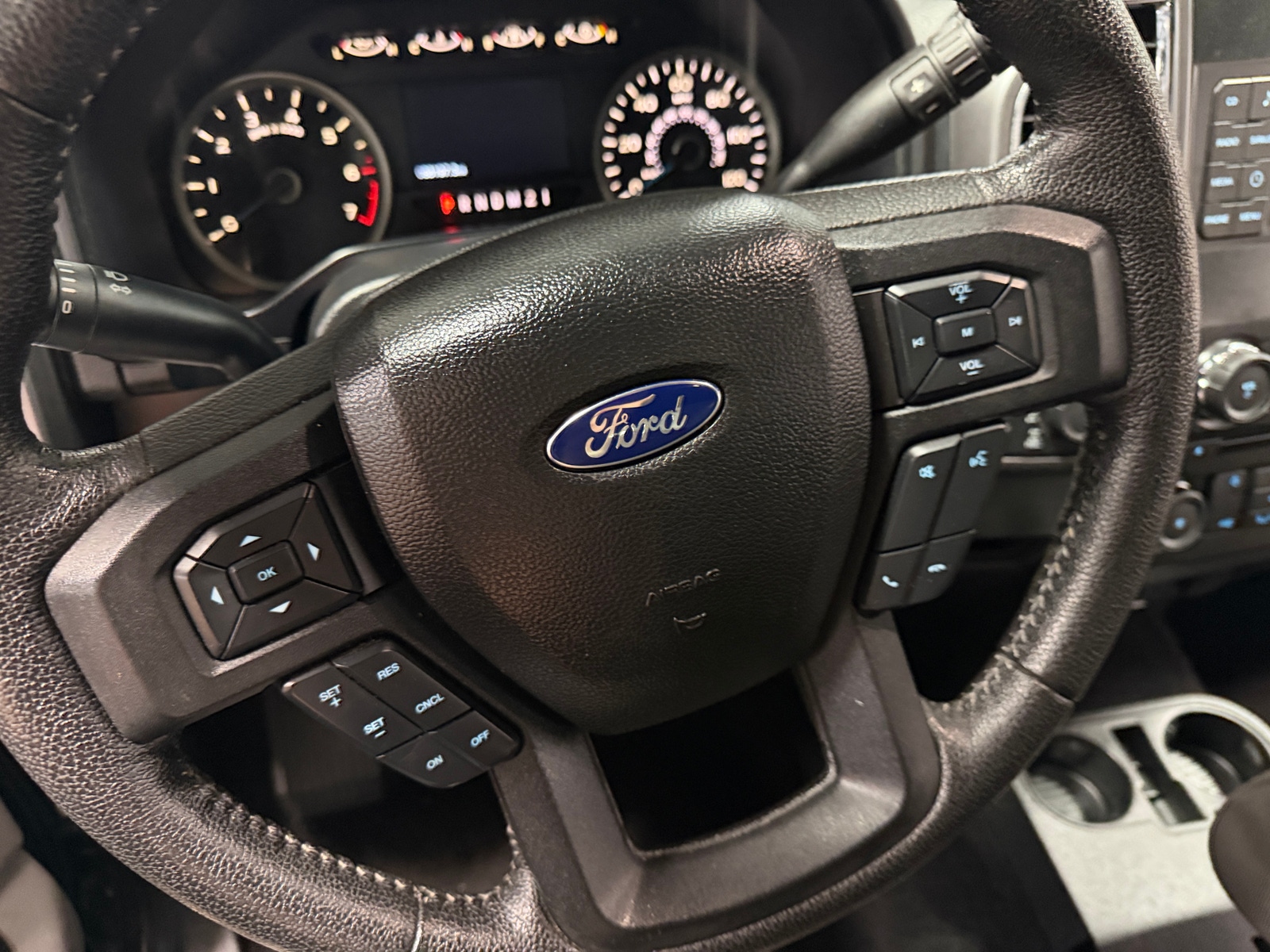 Thumbnail: 2016 Ford Econoline - 5