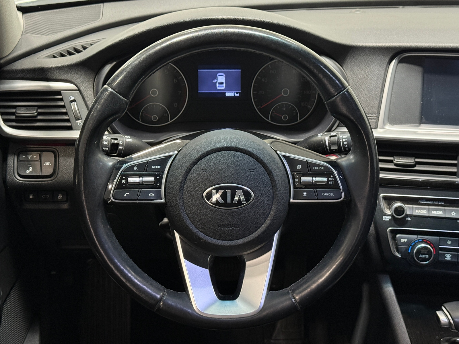 Thumbnail: 2019 Kia Optima - 4