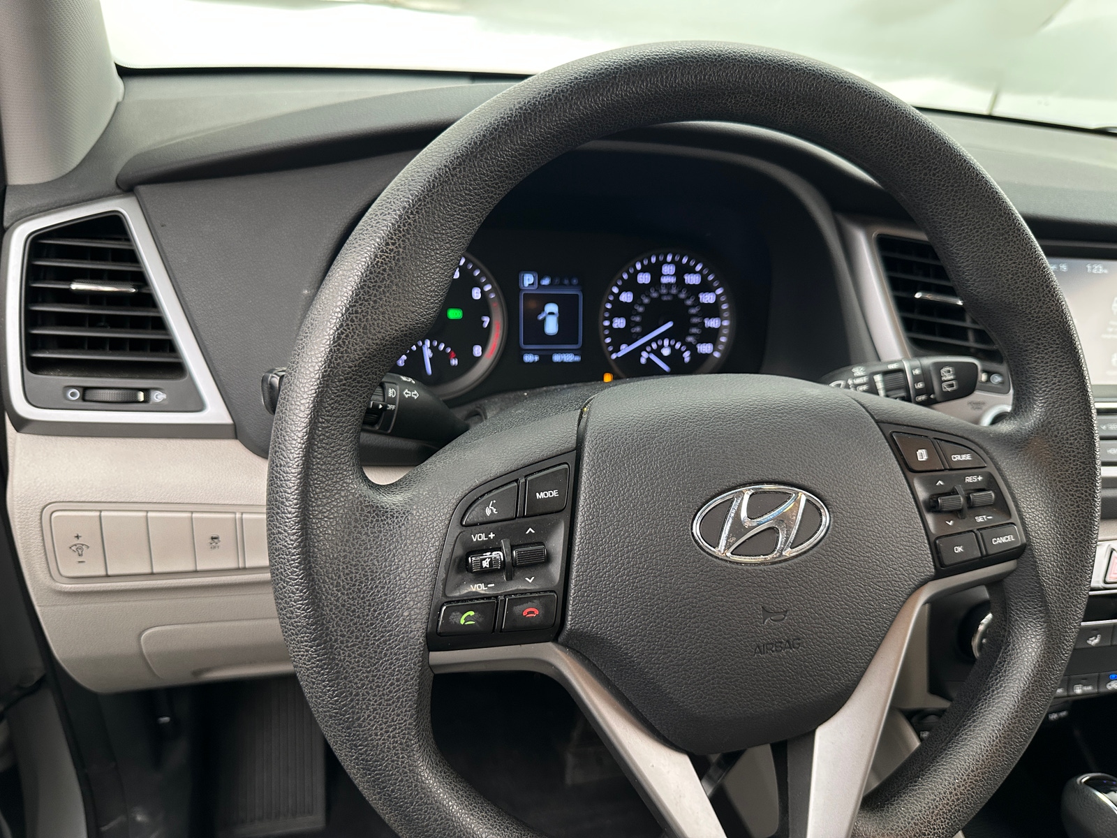 Thumbnail: 2018 Hyundai Tucson - 5