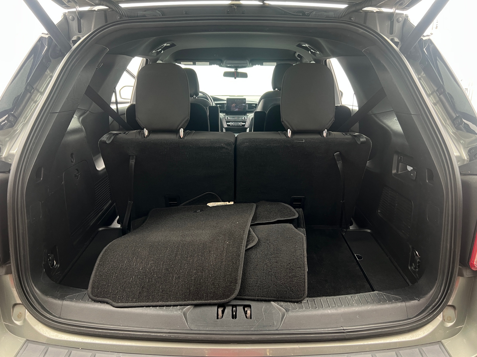 Thumbnail: 2020 Ford Explorer - 7