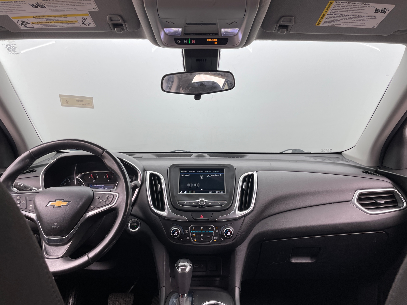 Thumbnail: 2019 Chevrolet Equinox - 3