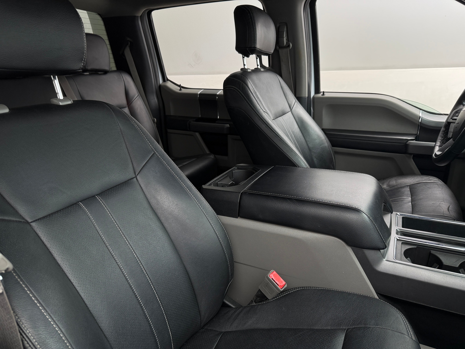 Thumbnail: 2019 Ford Econoline - 2