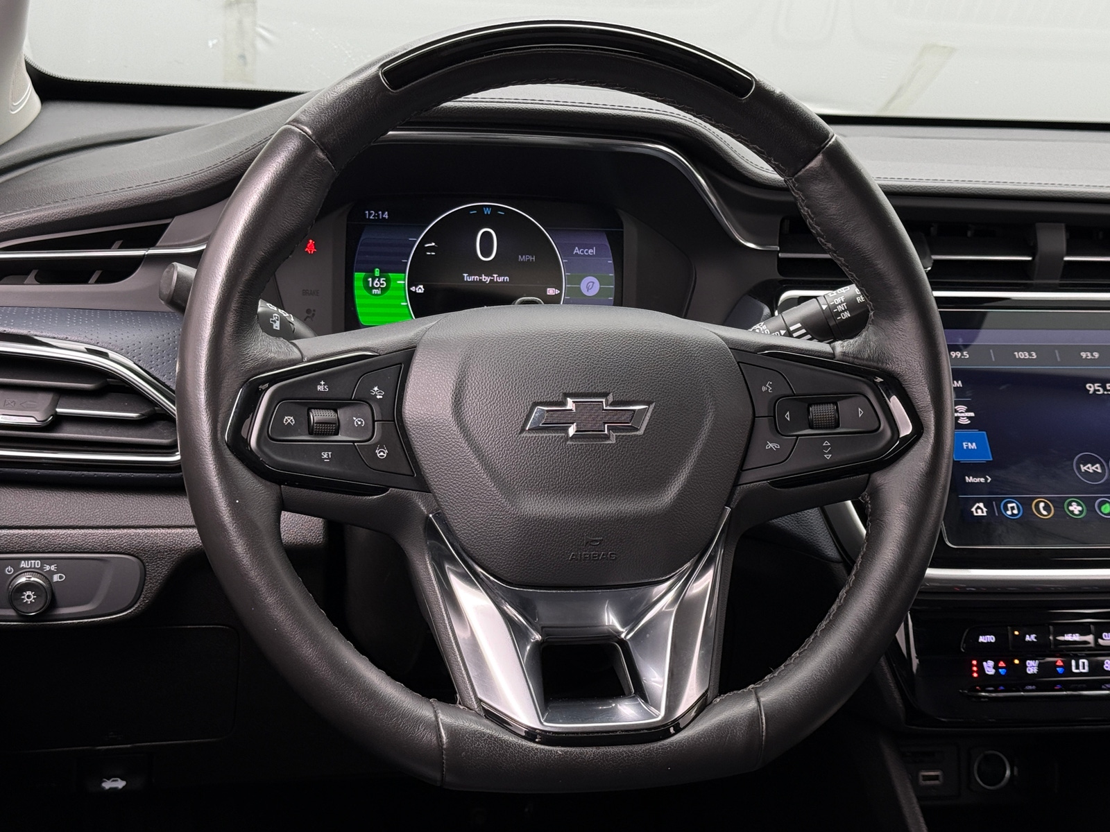 Thumbnail: 2022 Chevrolet Bolt EUV - 4
