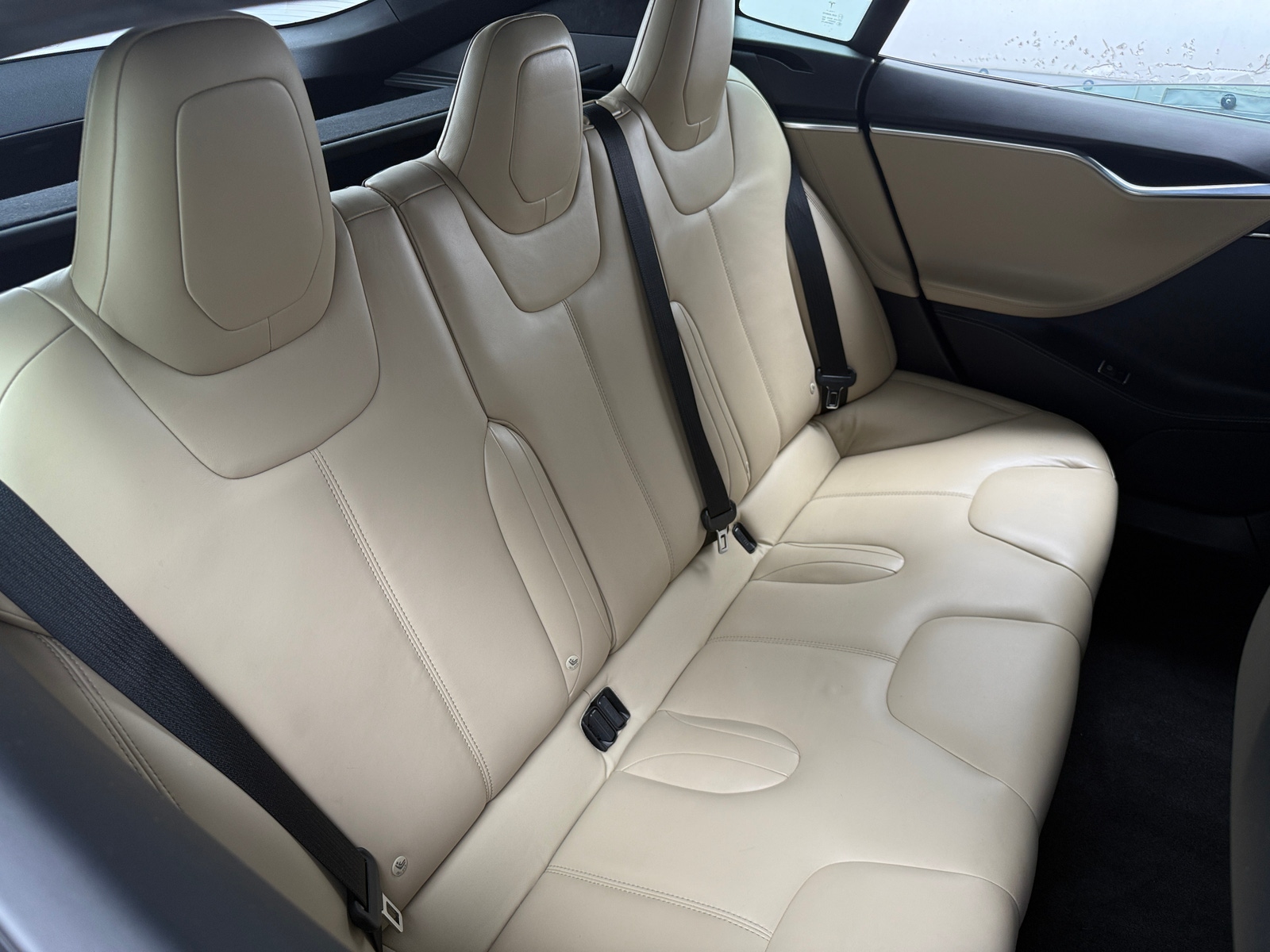 Thumbnail: 2016 Tesla Model S - 5