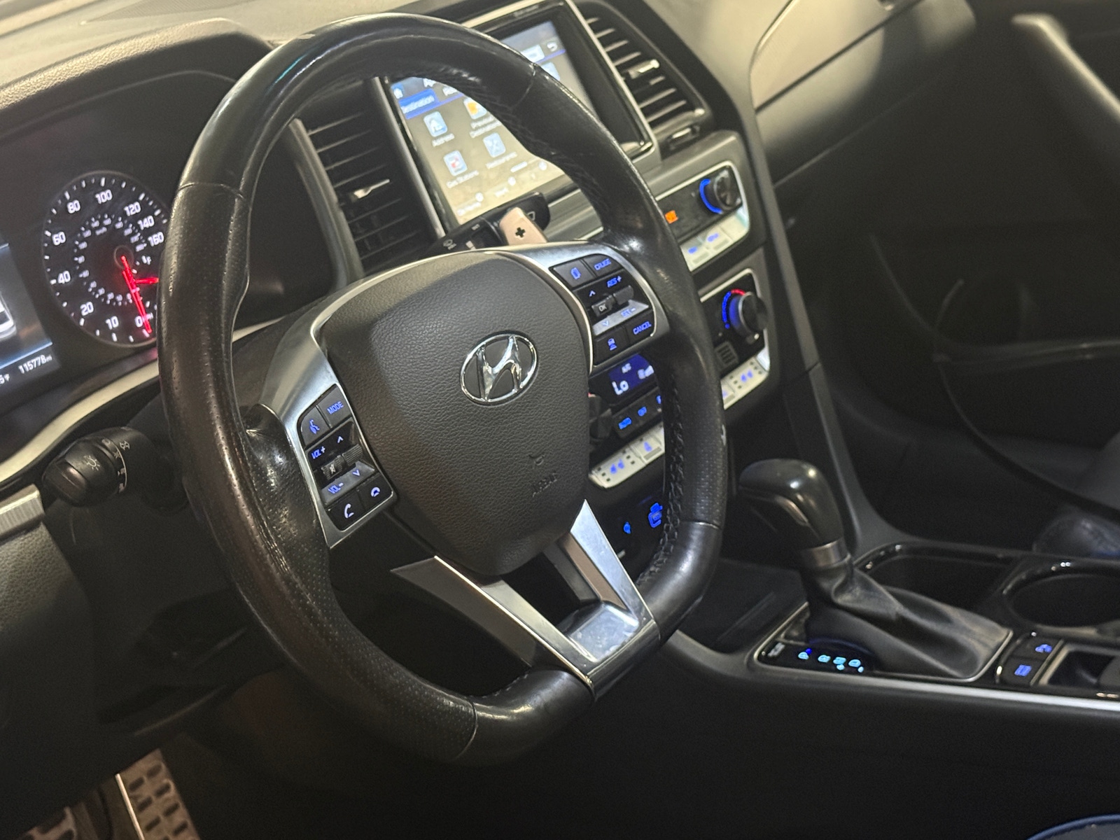 Thumbnail: 2018 Hyundai Sonata - 4