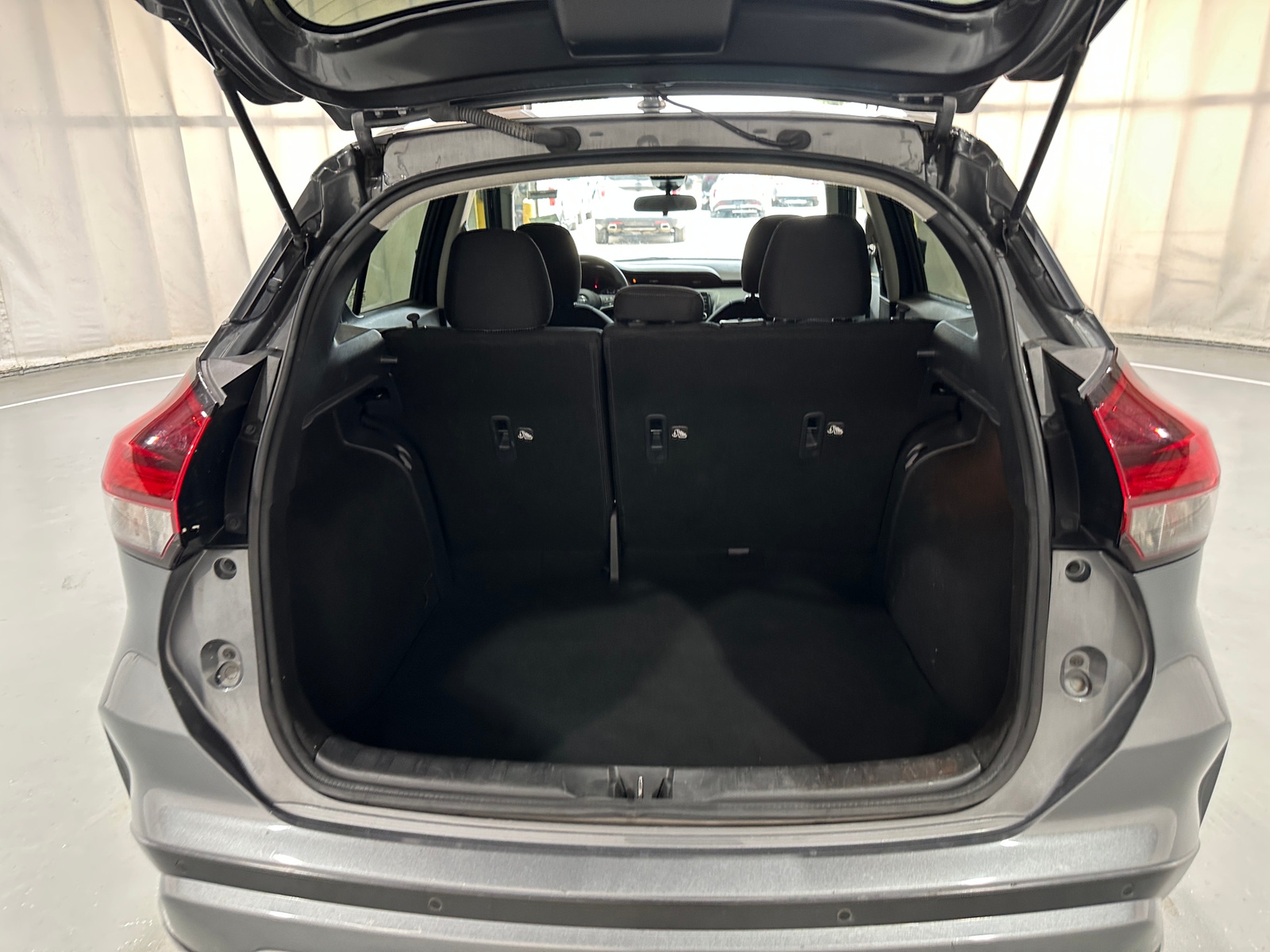 Thumbnail: 2021 Nissan Kicks - 7