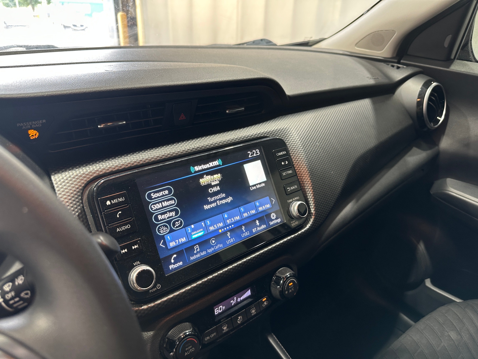 Thumbnail: 2021 Nissan Kicks - 4