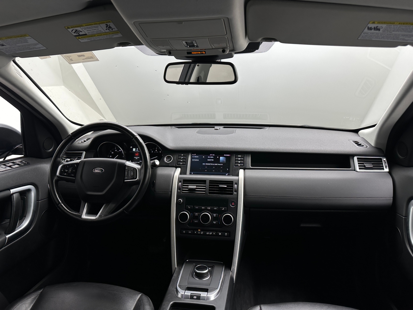 Thumbnail: 2018 Land Rover Discovery Sport - 2