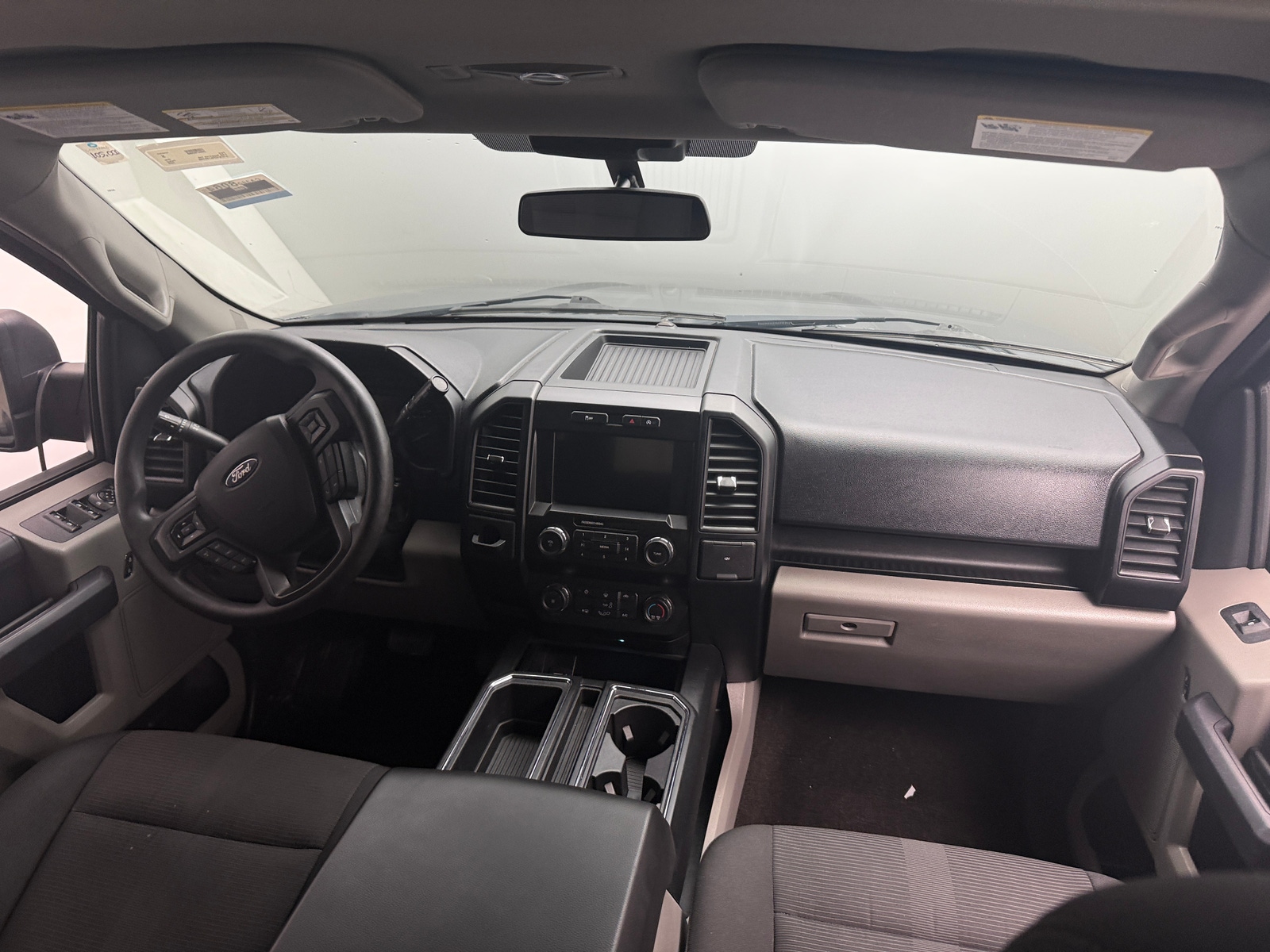 Thumbnail: 2020 Ford Econoline - 3