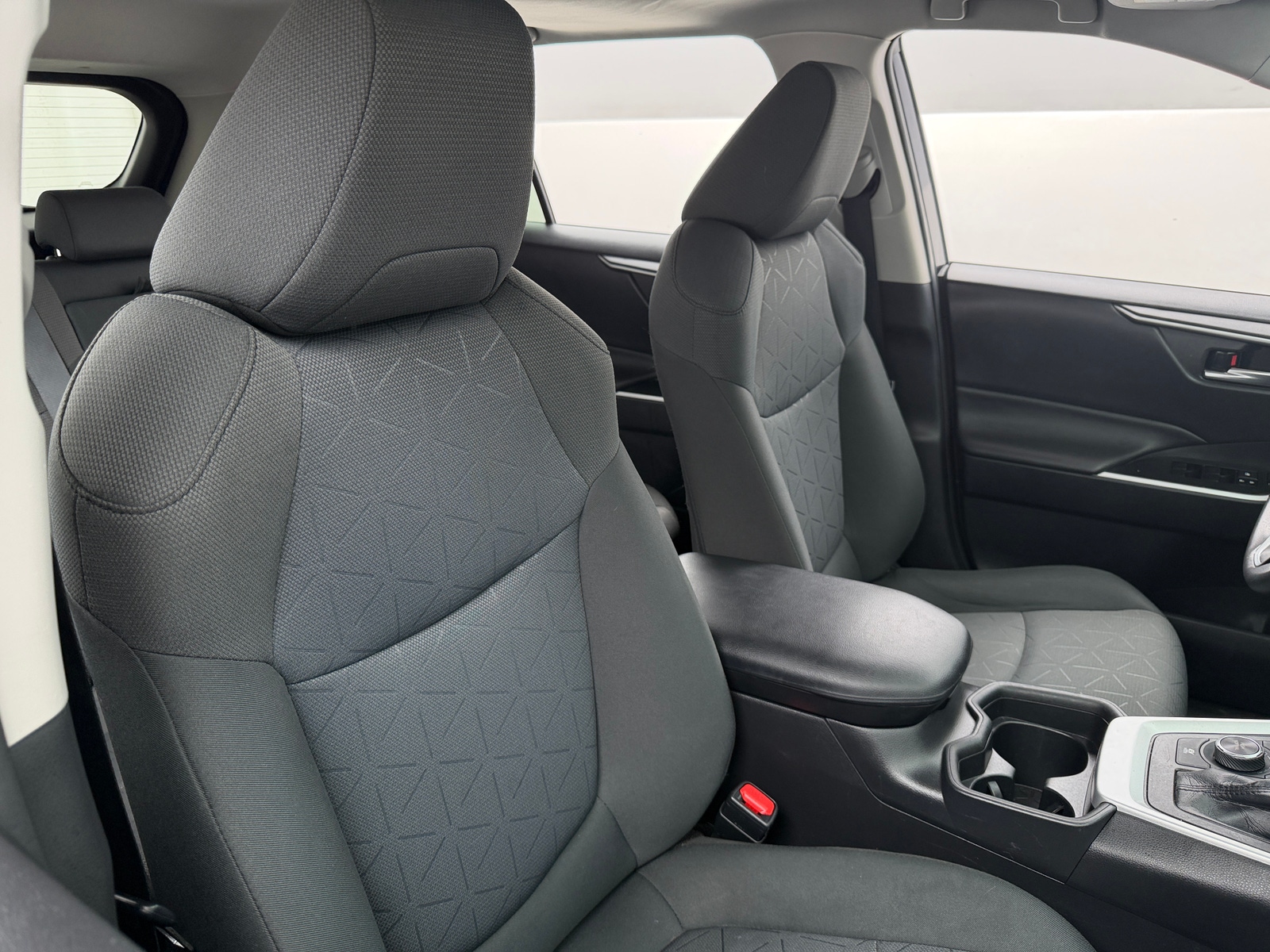 Thumbnail: 2021 Toyota RAV4 - 2