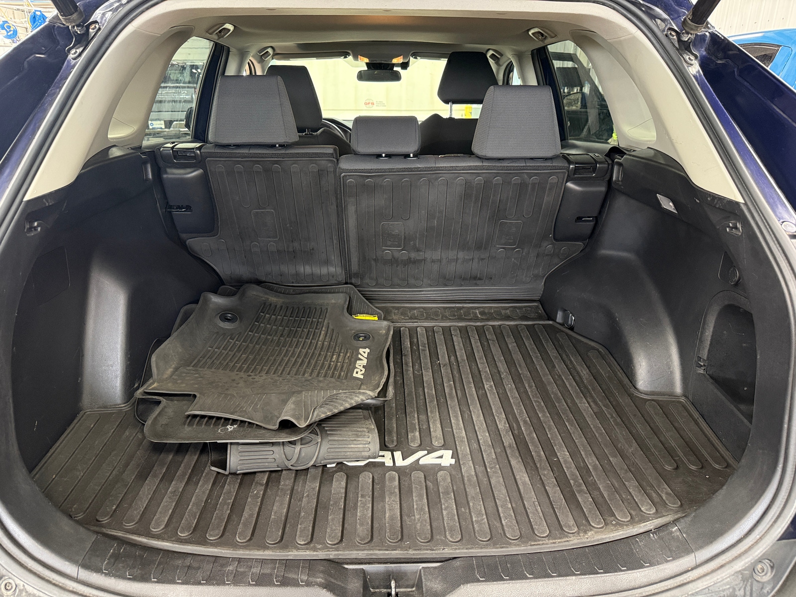 Thumbnail: 2021 Toyota RAV4 - 7