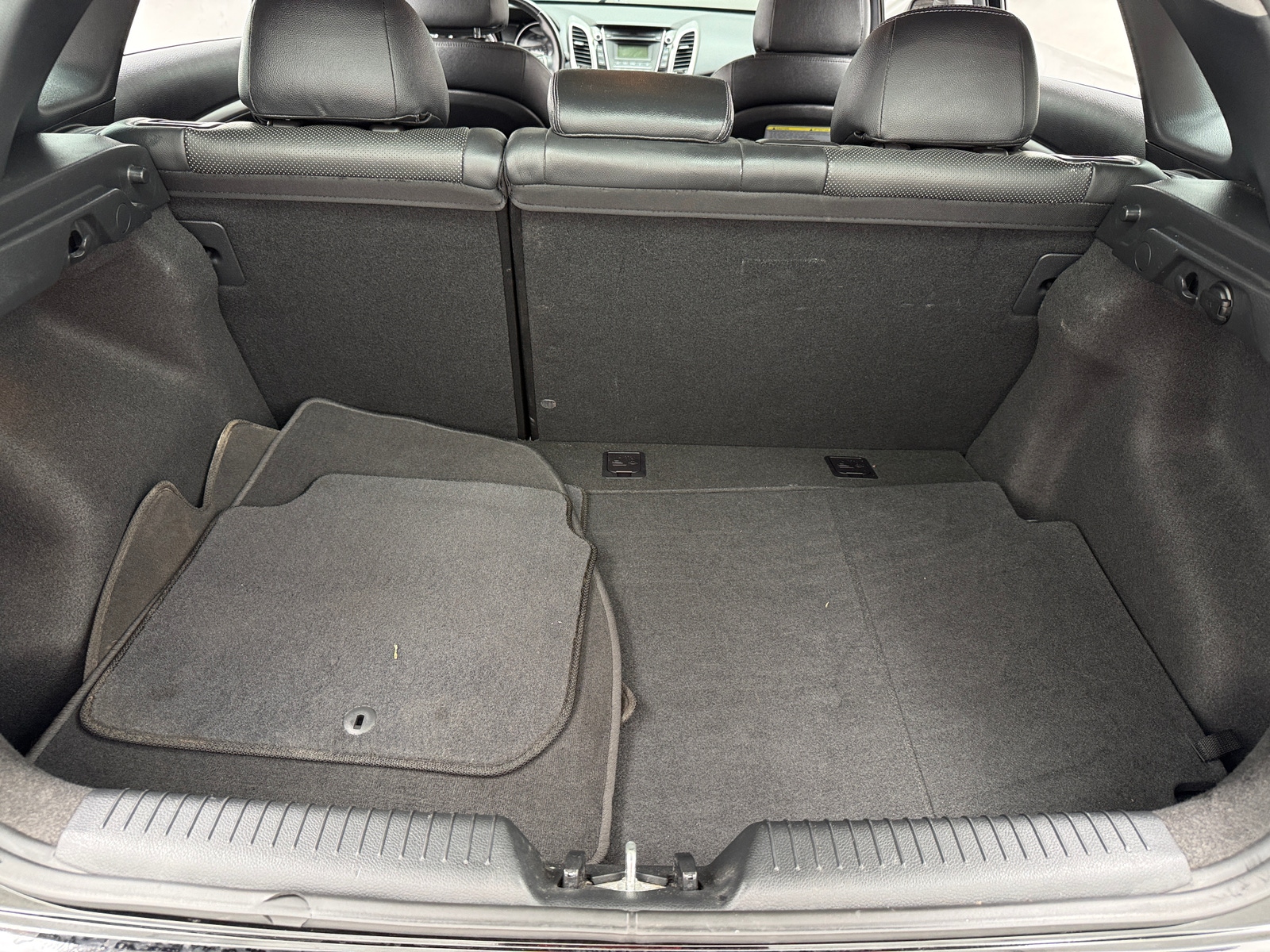 Thumbnail: 2014 Hyundai Elantra - 7