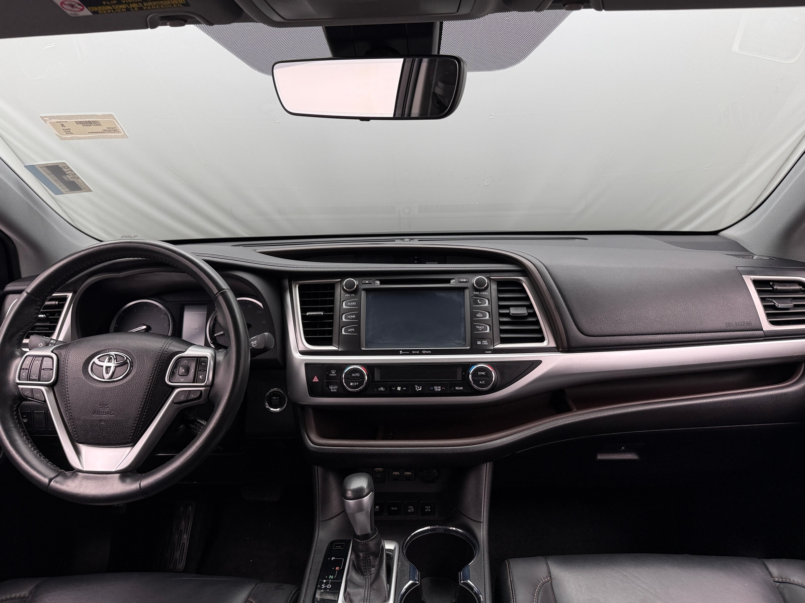 Thumbnail: 2019 Toyota Highlander - 2