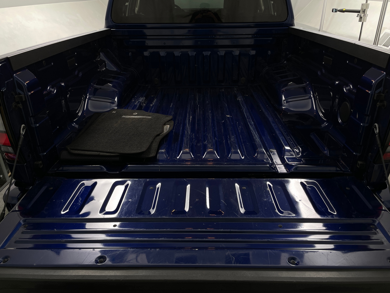 Thumbnail: 2023 Nissan Frontier - 7