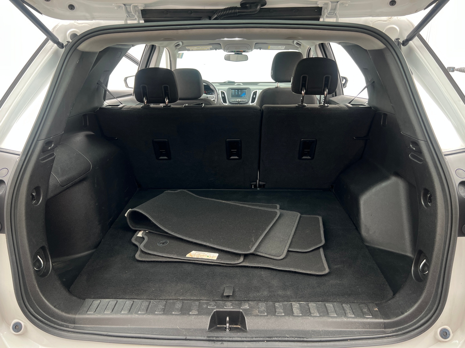 Thumbnail: 2018 Chevrolet Equinox - 7