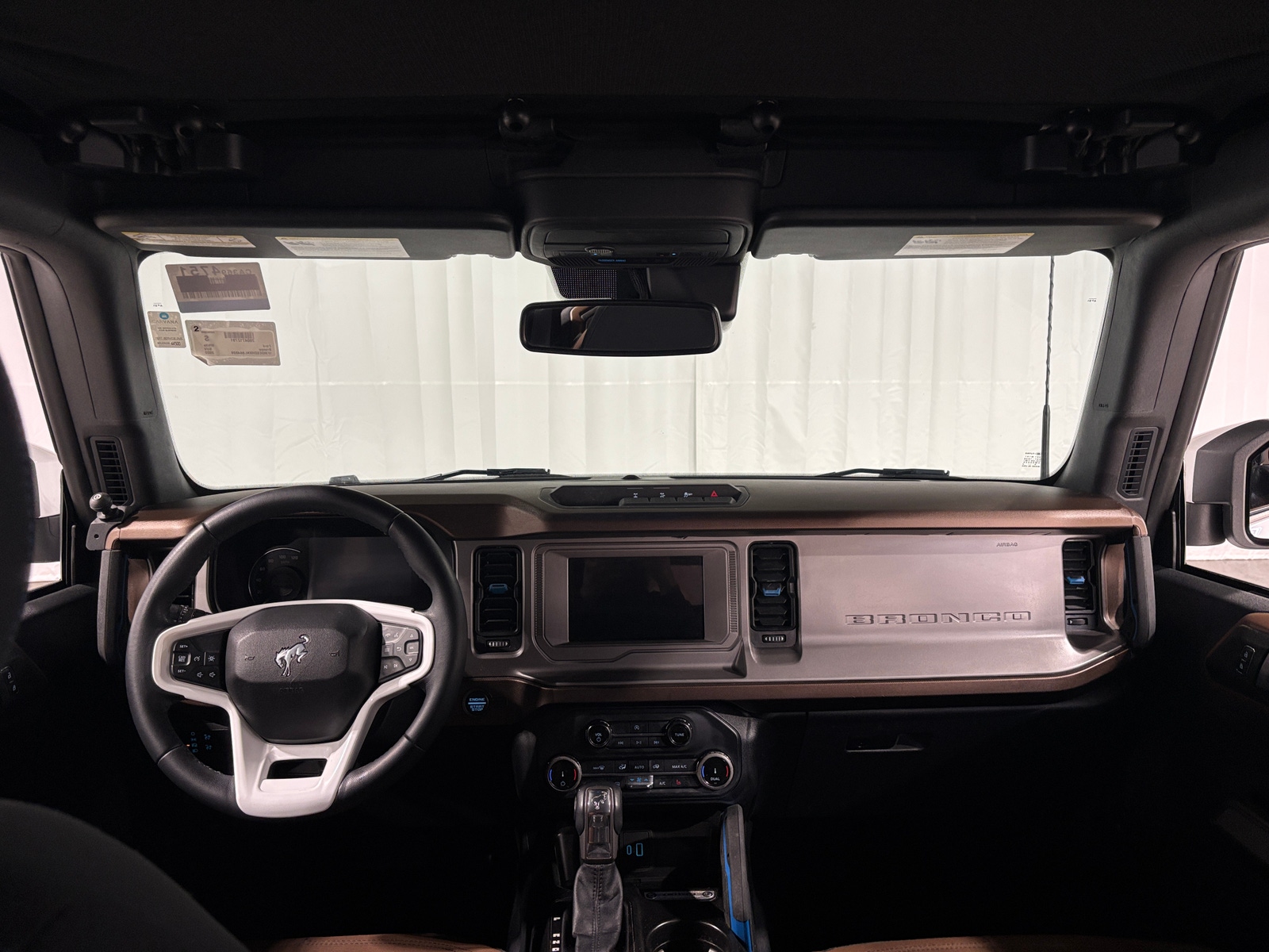 Thumbnail: 2022 Ford Bronco - 3