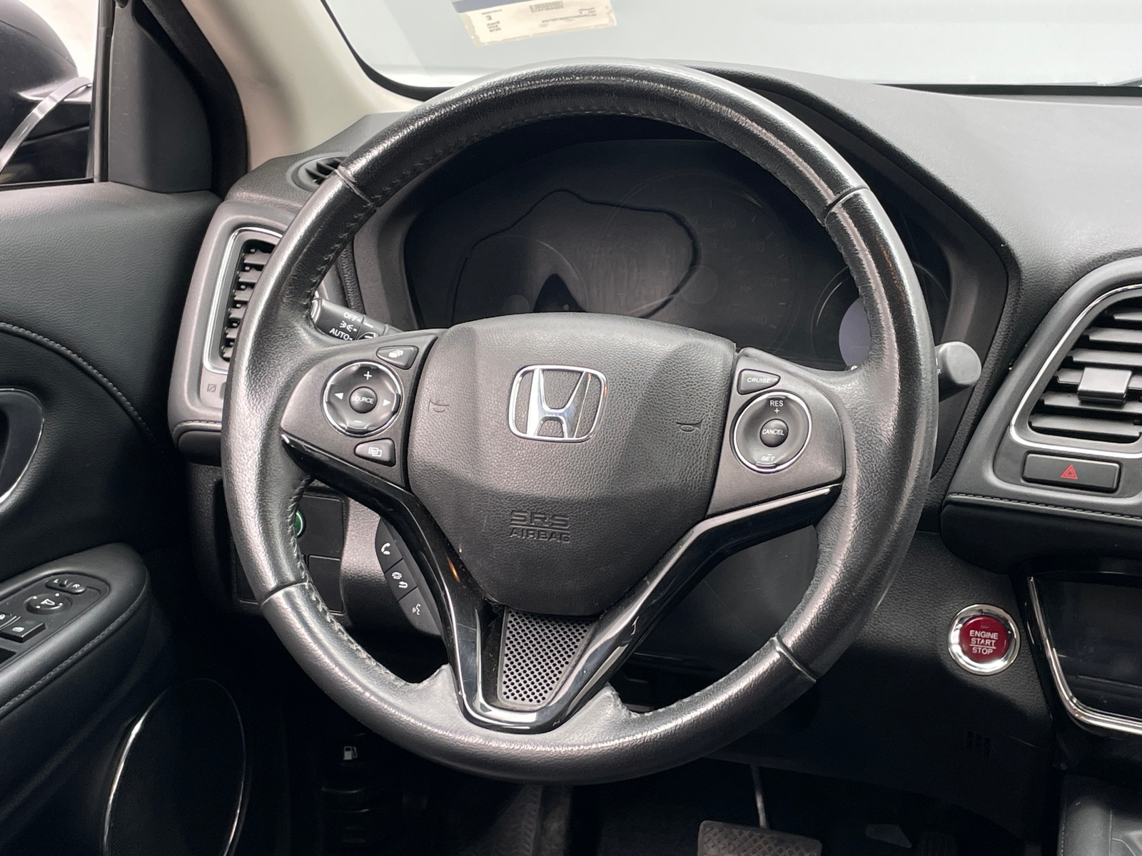 Thumbnail: 2016 Honda HR-V - 4