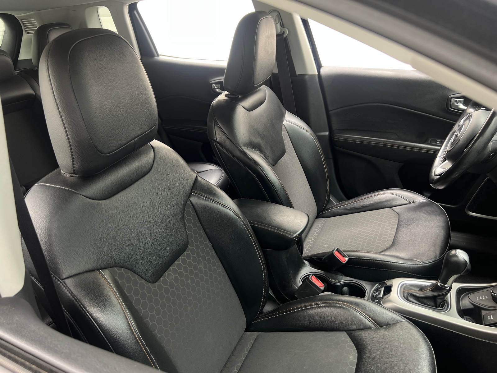 Thumbnail: 2019 Jeep Compass - 2