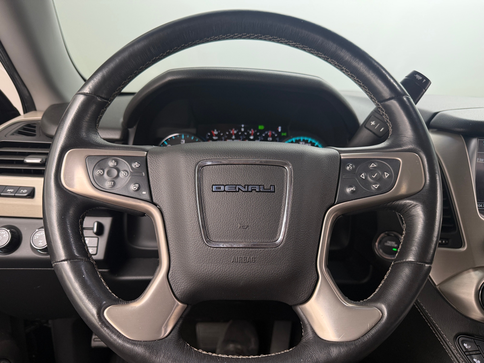 Thumbnail: 2018 GMC Yukon - 4
