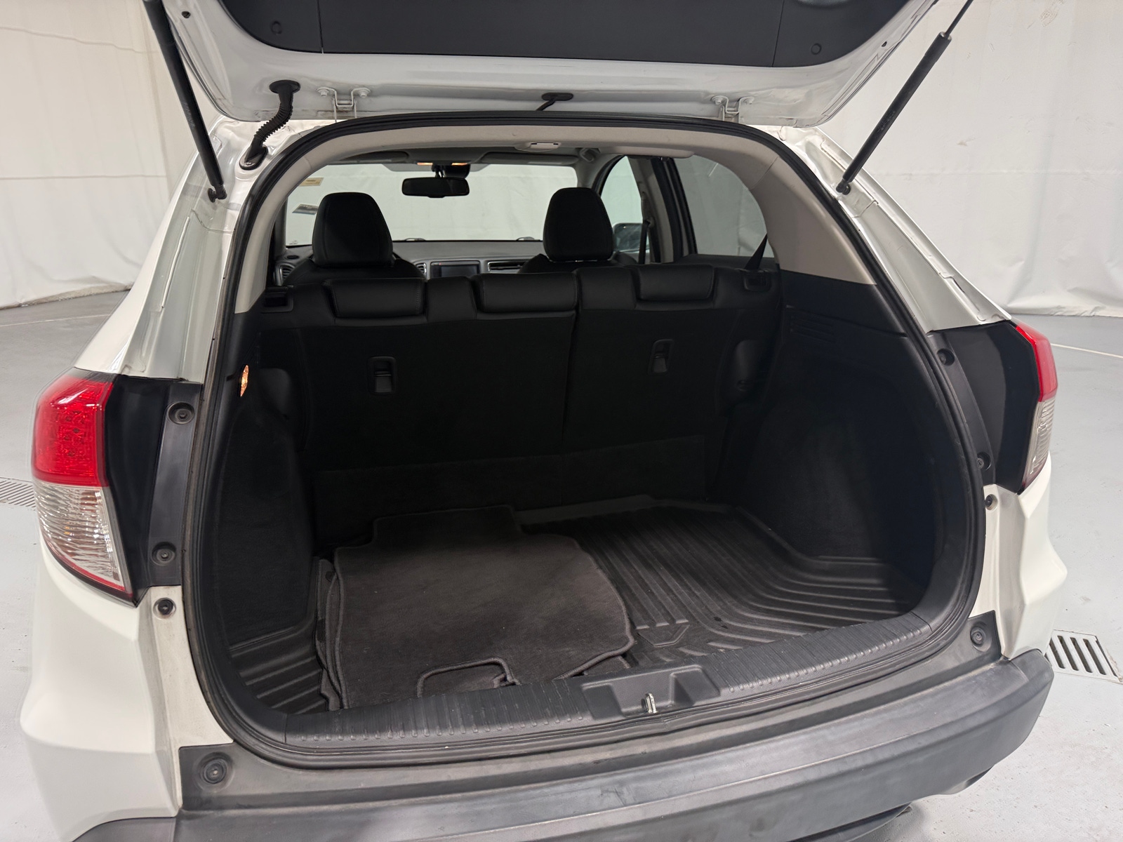 Thumbnail: 2021 Honda HR-V - 6