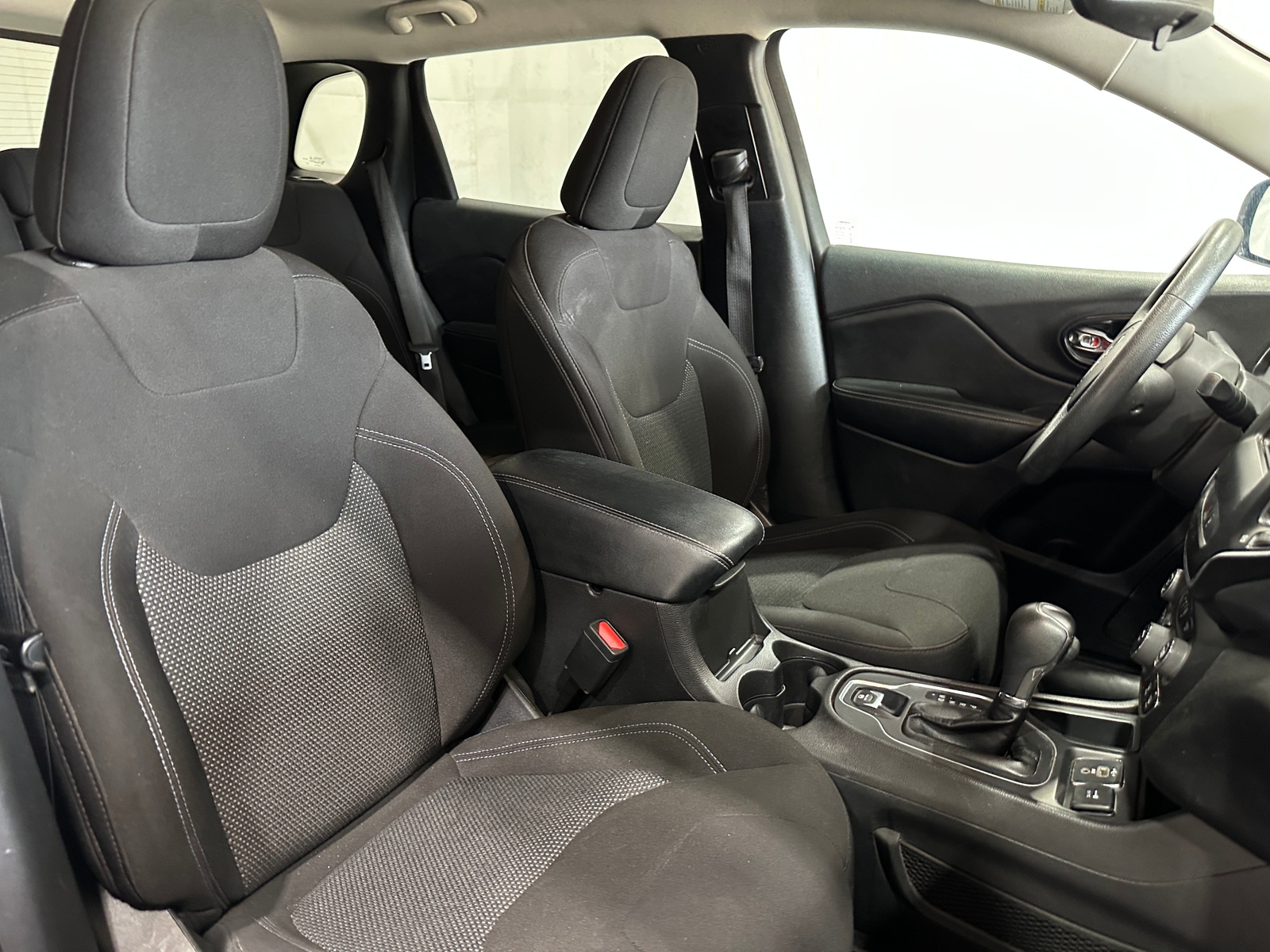 Thumbnail: 2021 Jeep Cherokee - 2