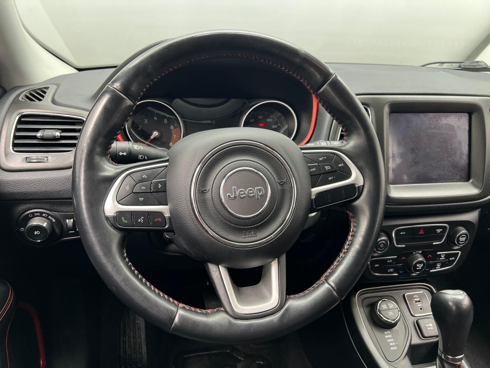 Thumbnail: 2018 Jeep Compass - 4