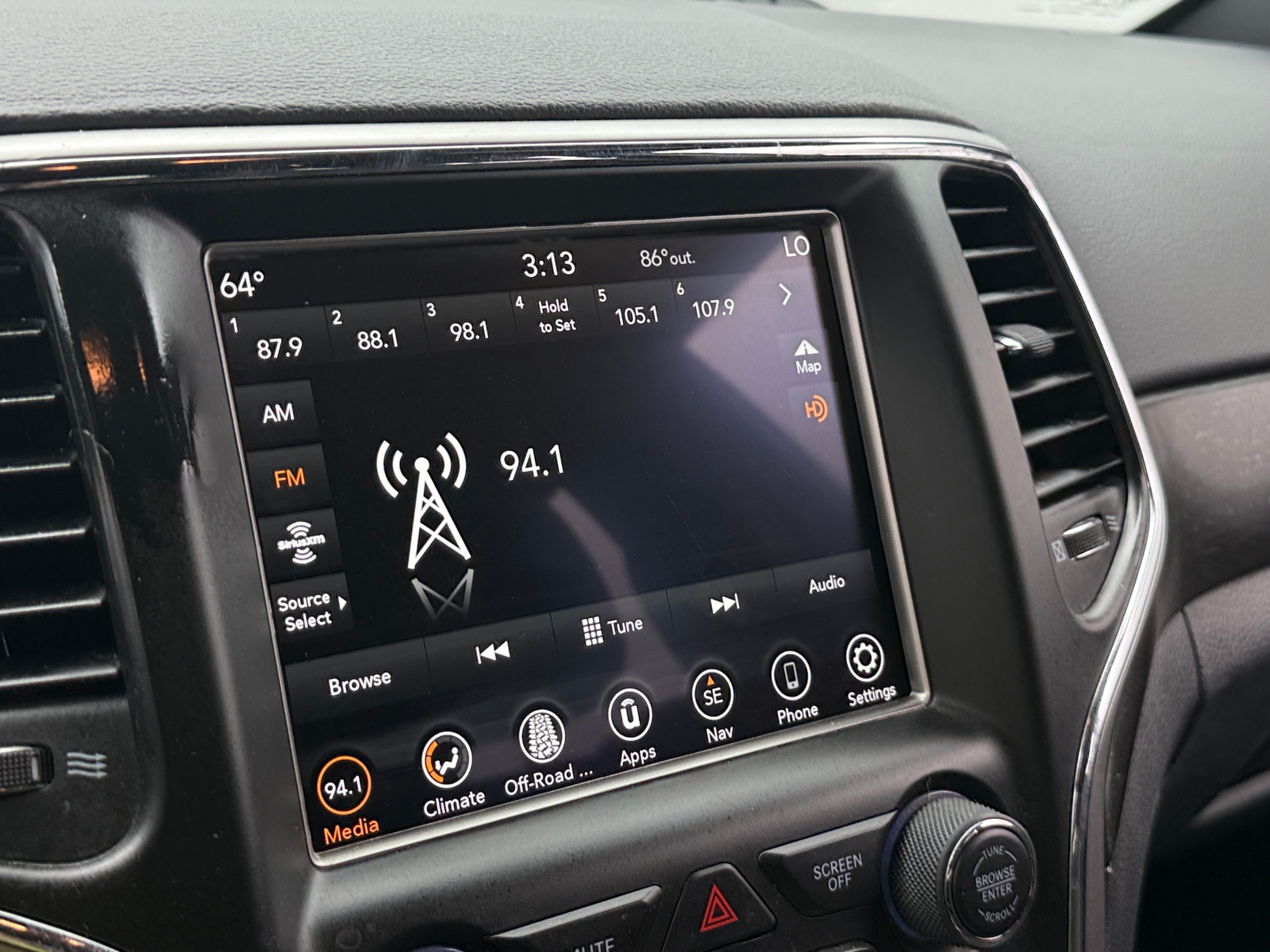 Thumbnail: 2018 Jeep Grand Cherokee - 4