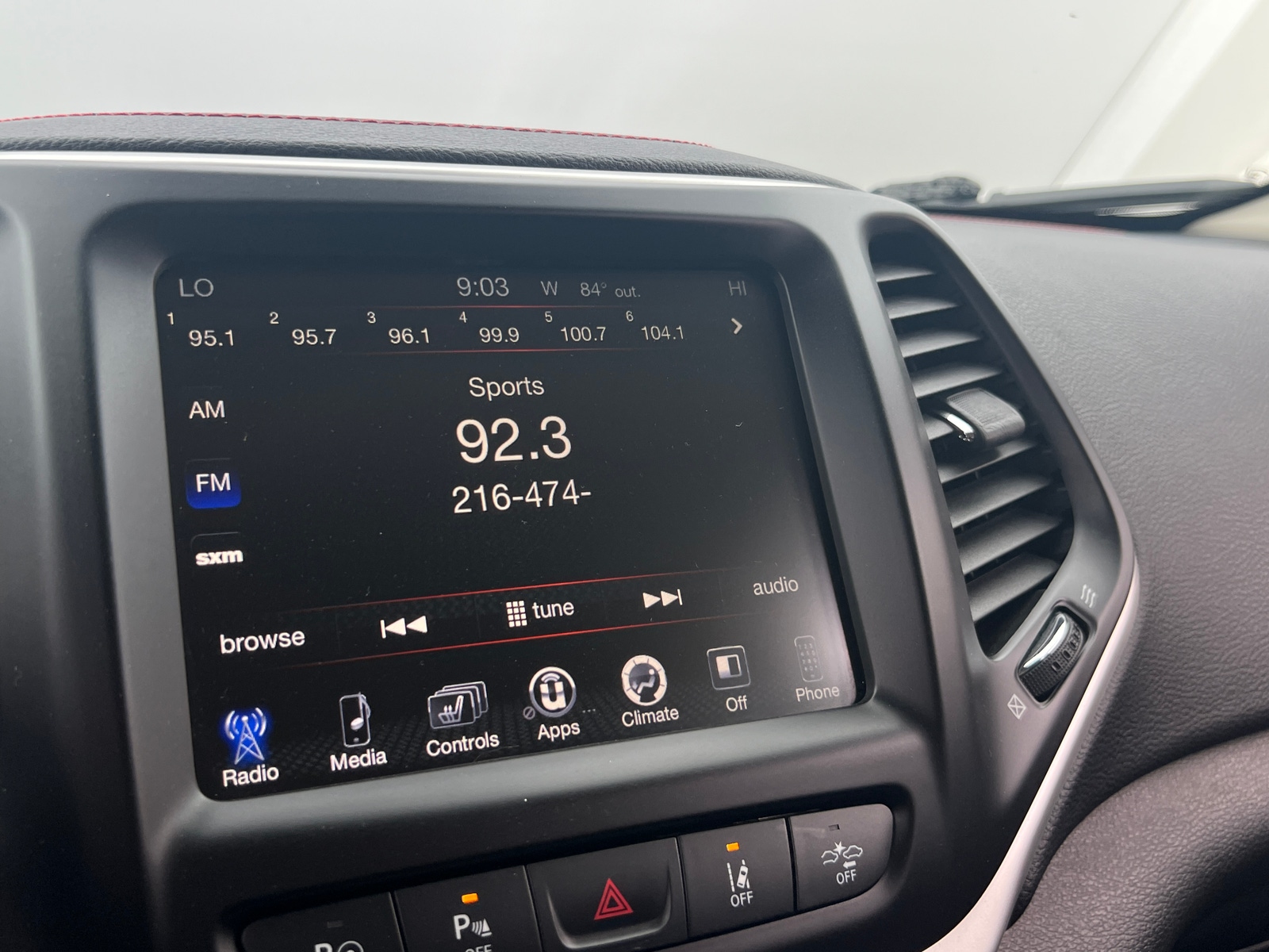 Thumbnail: 2014 Jeep Cherokee - 4